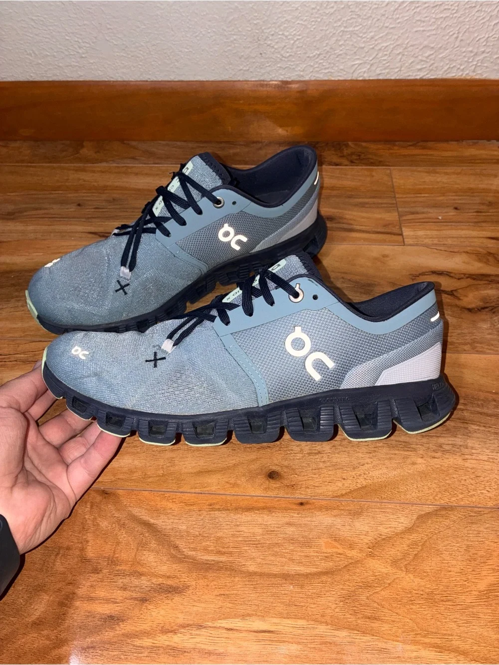 On Cloud X Women’s Athletic Running Sneaker Shoes, blue- size 8.5